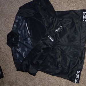 Marc ecko like new xxl black